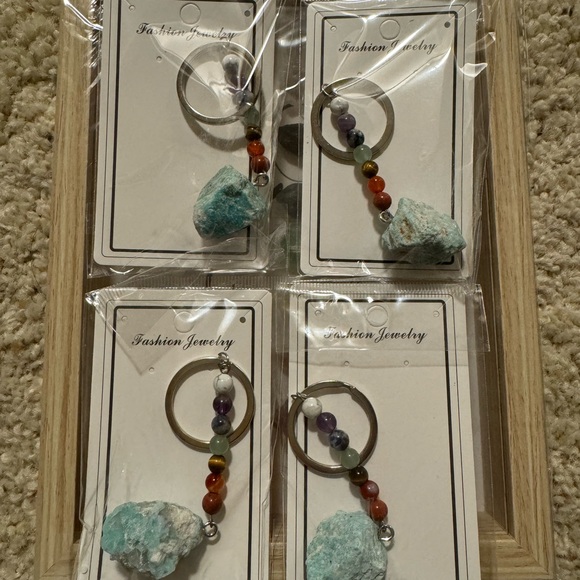 Chakra beads Amazonite raw stone keychain bag hanging - Picture 3 of 4